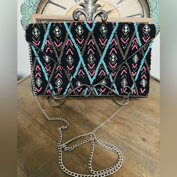 Beautiful beaded shoulder bag/clutch, made in India - Picture 1 of 7